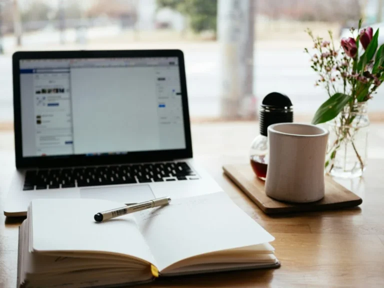 Tech Feedbuzzard: A Digital Window into the World of Innovation